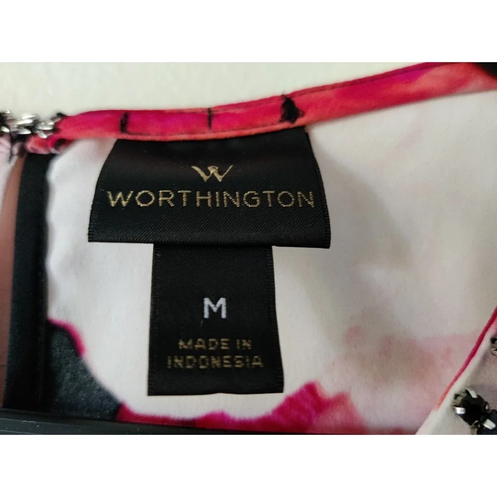 Worthington Women's Red/Pink/Black Floral Sleeveless Blouse‎ Embellished Neck